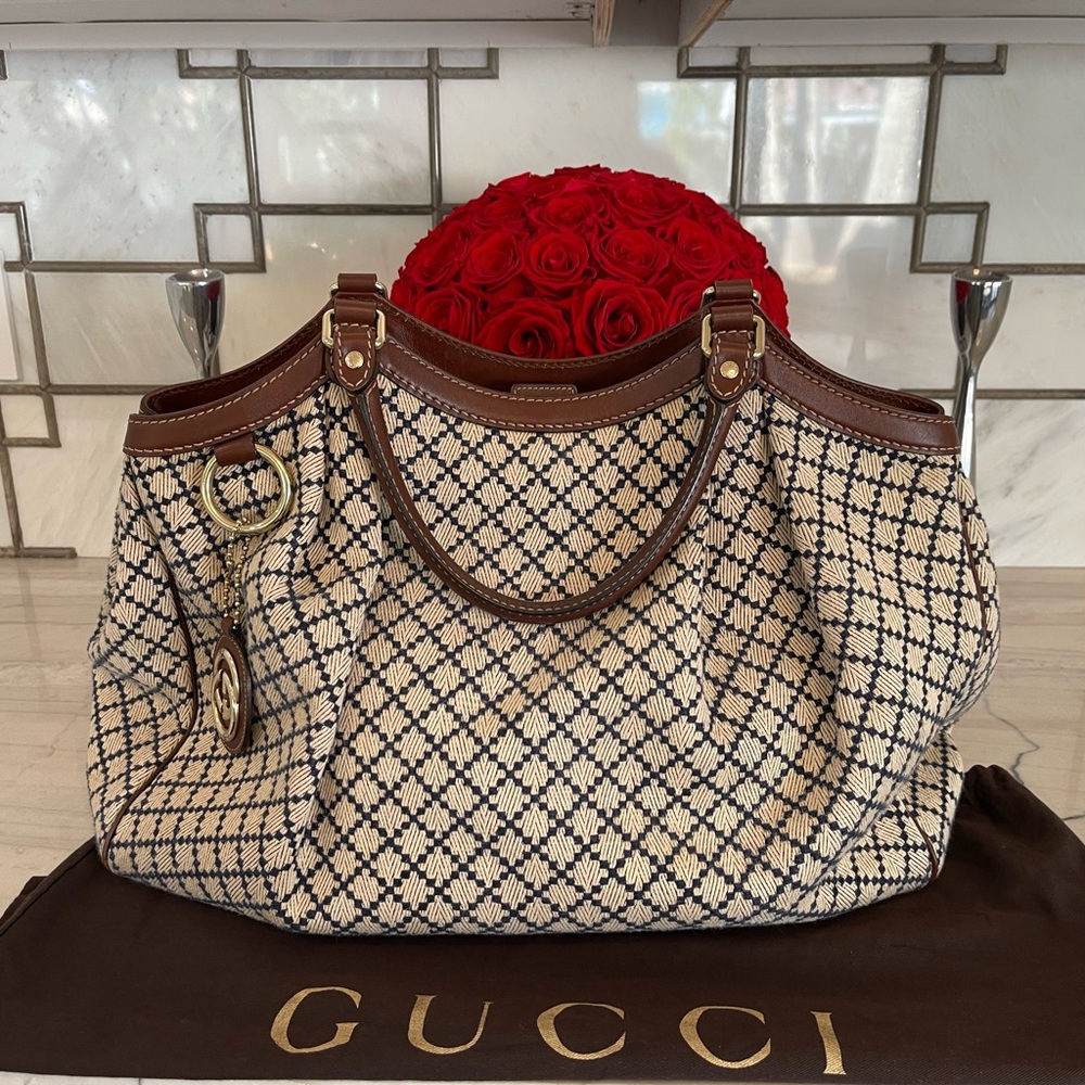 Gucci-Sukey tote Diamante neutral and navy